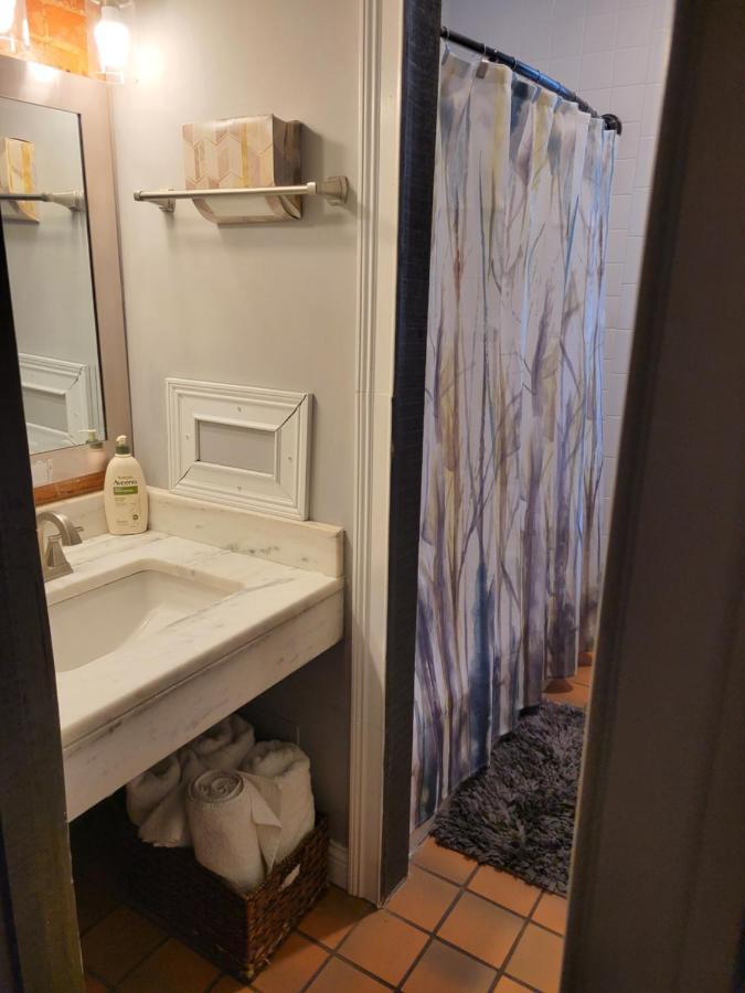 Modern Style And Comfort Near Uc Apartamento